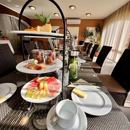 Haus Marianne Hotel Franzhausen Ngoại thất bức ảnh